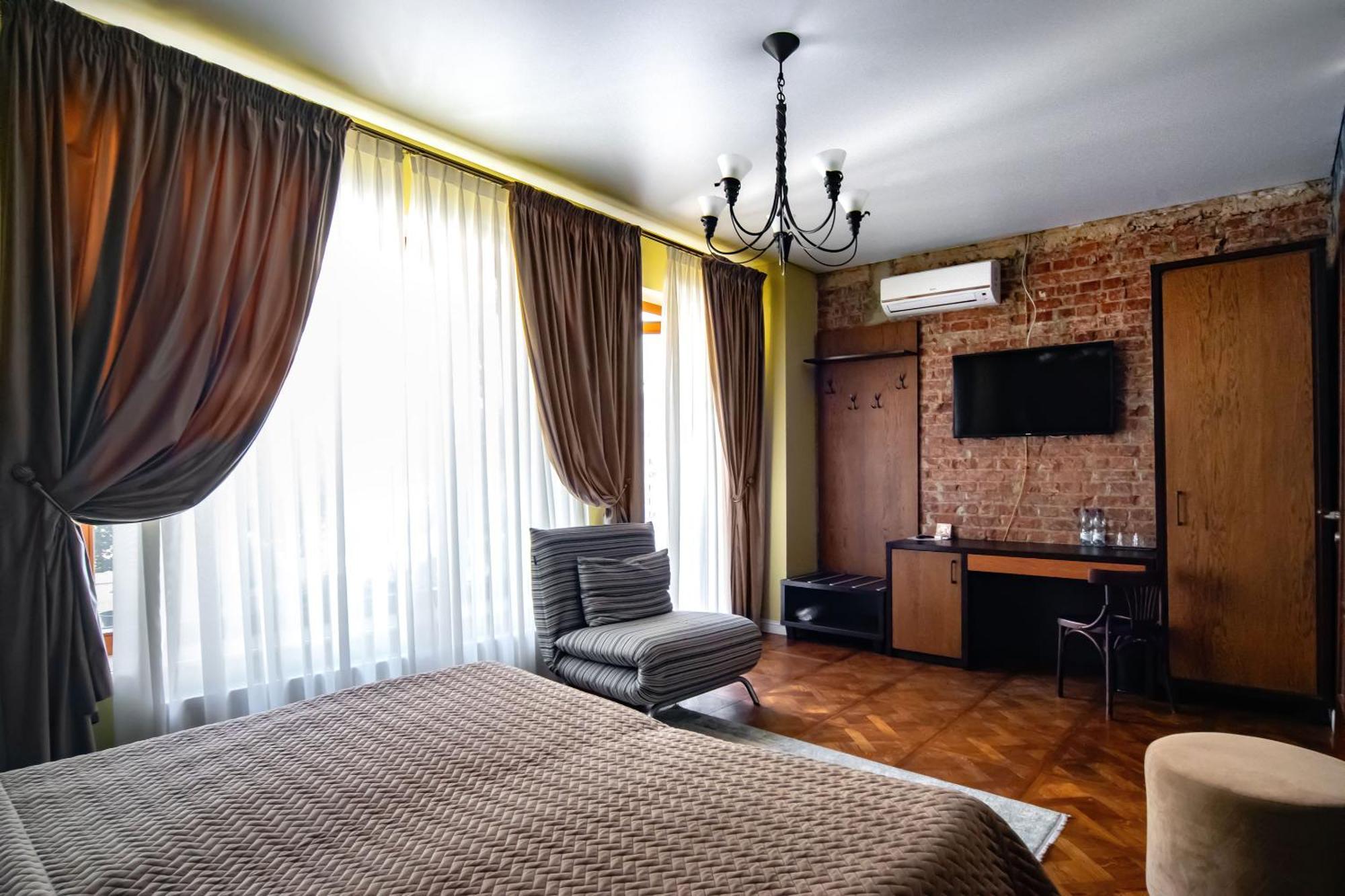 Shato Luxe Odesa Exterior foto