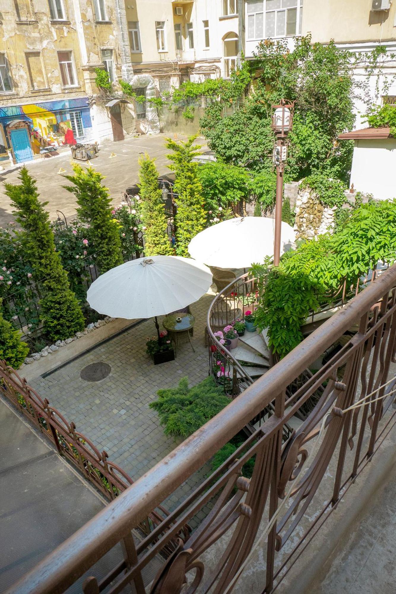 Shato Luxe Odesa Exterior foto